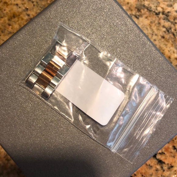 Michelle Watch - Picture 6 of 6